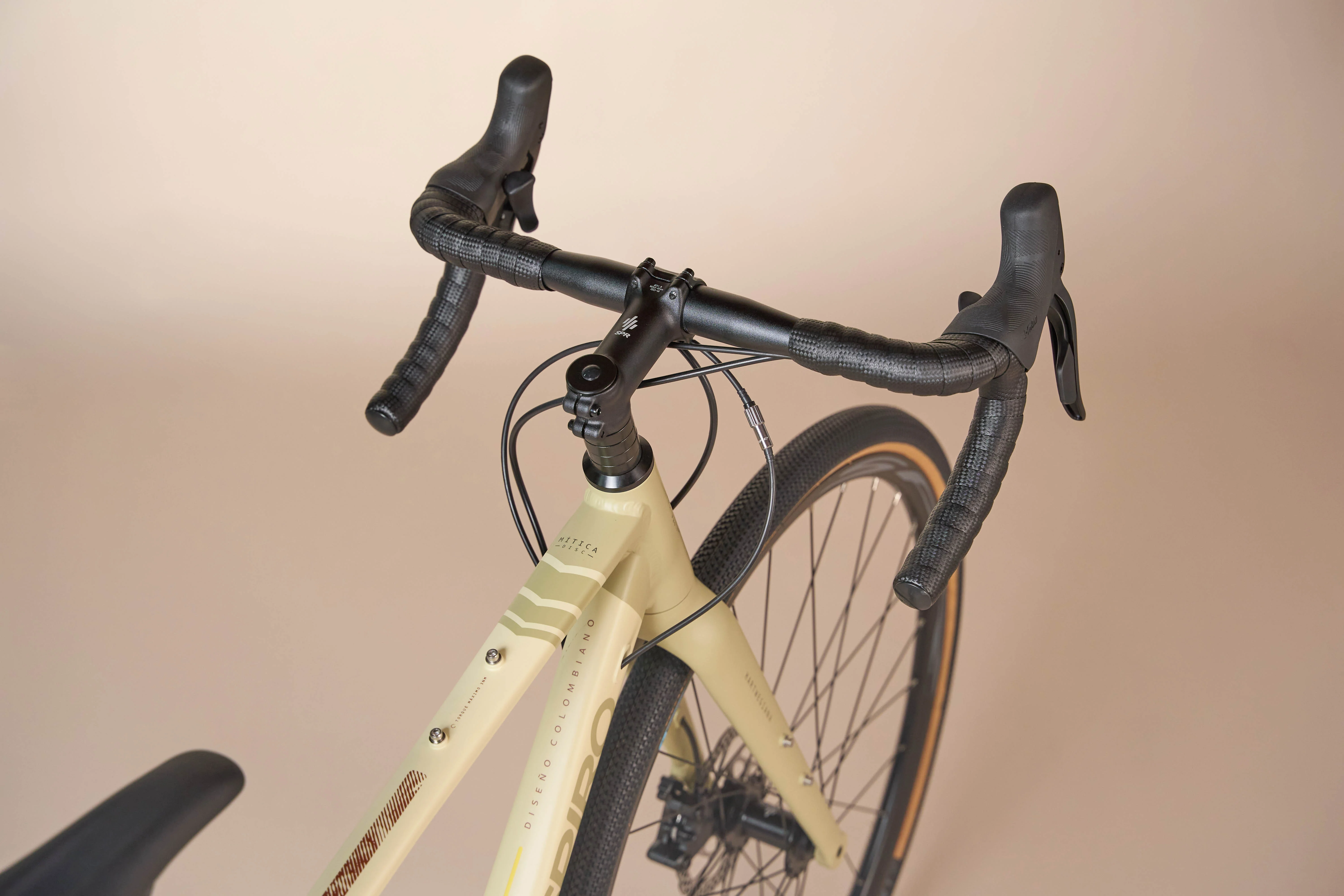 Bicicleta de gravel MÍTICA en aluminio 2x9 vel. - Image 7