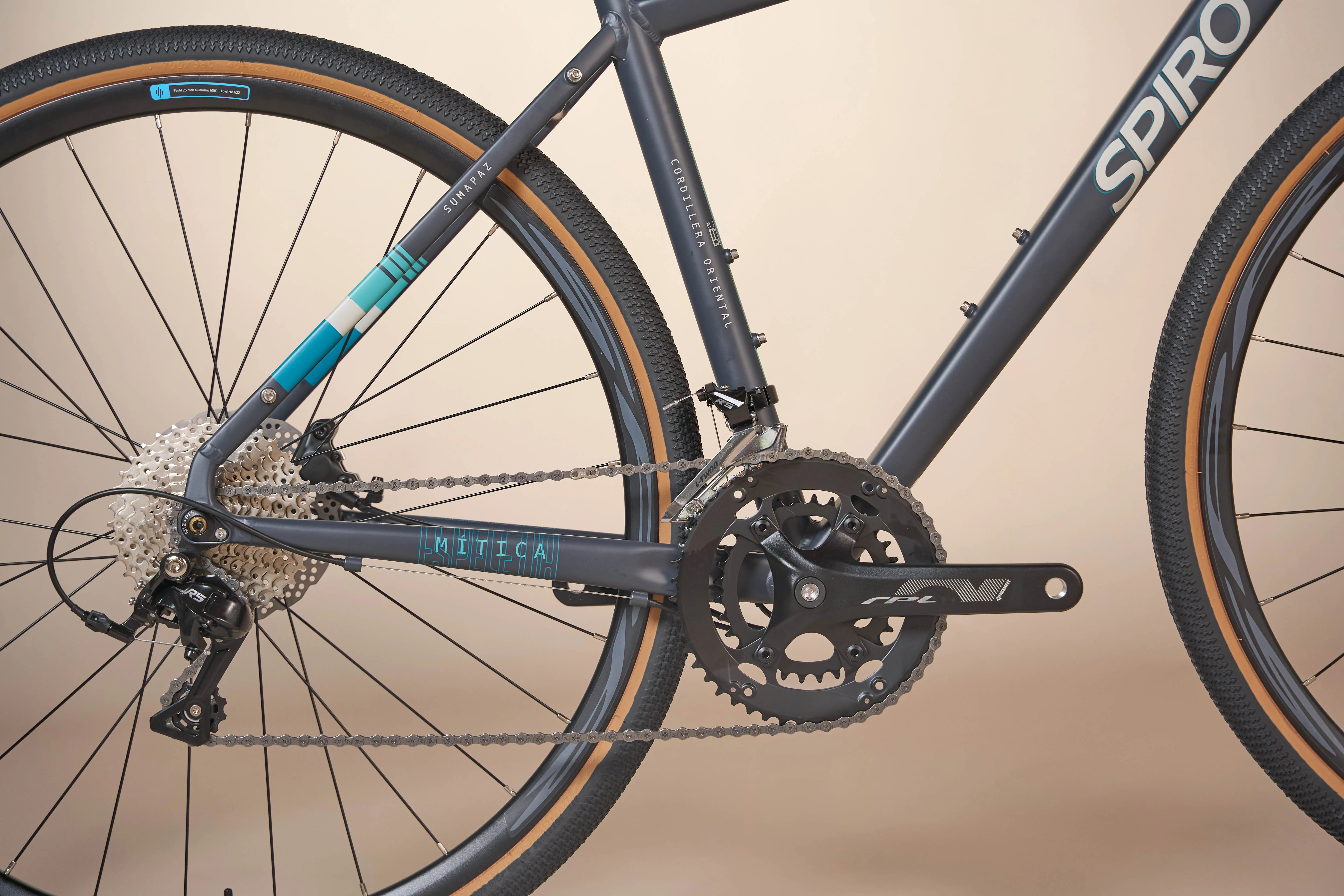 Bicicleta de gravel MÍTICA en aluminio 2x9 vel. - Image 11