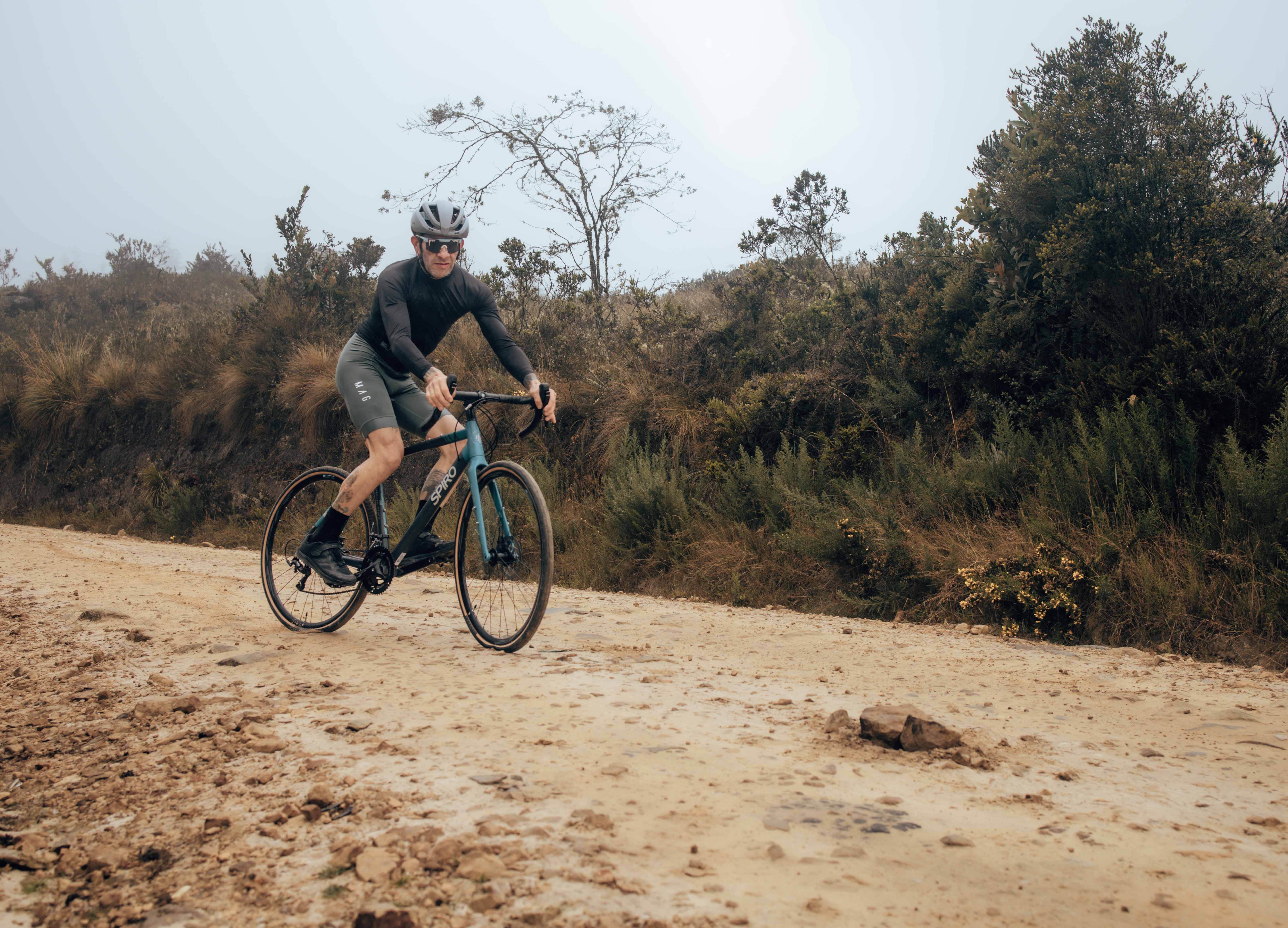 Bicicleta de gravel MÍTICA en aluminio 2x9 vel. - Image 12