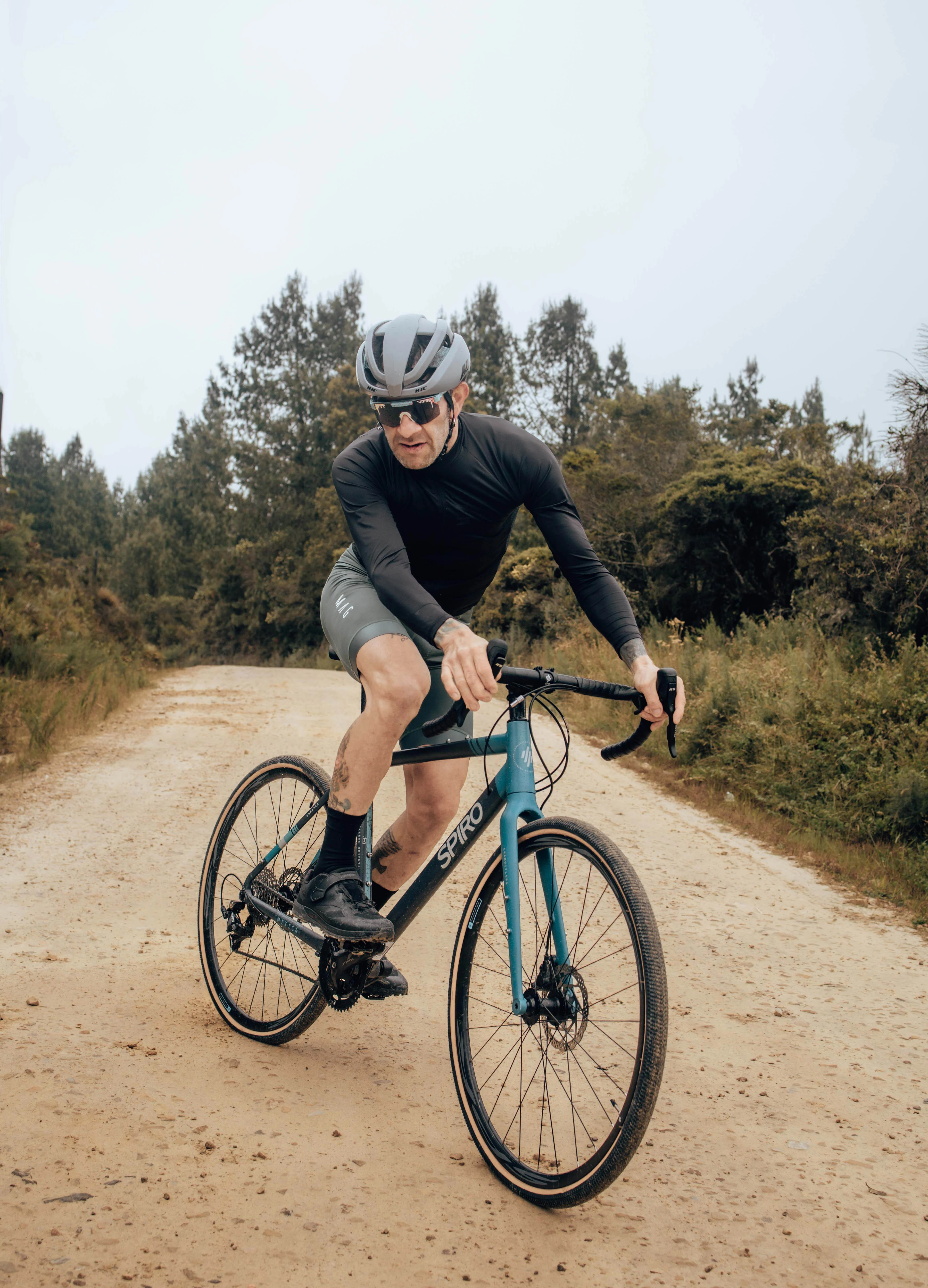 Bicicleta de gravel MÍTICA en aluminio 2x9 vel. - Image 6