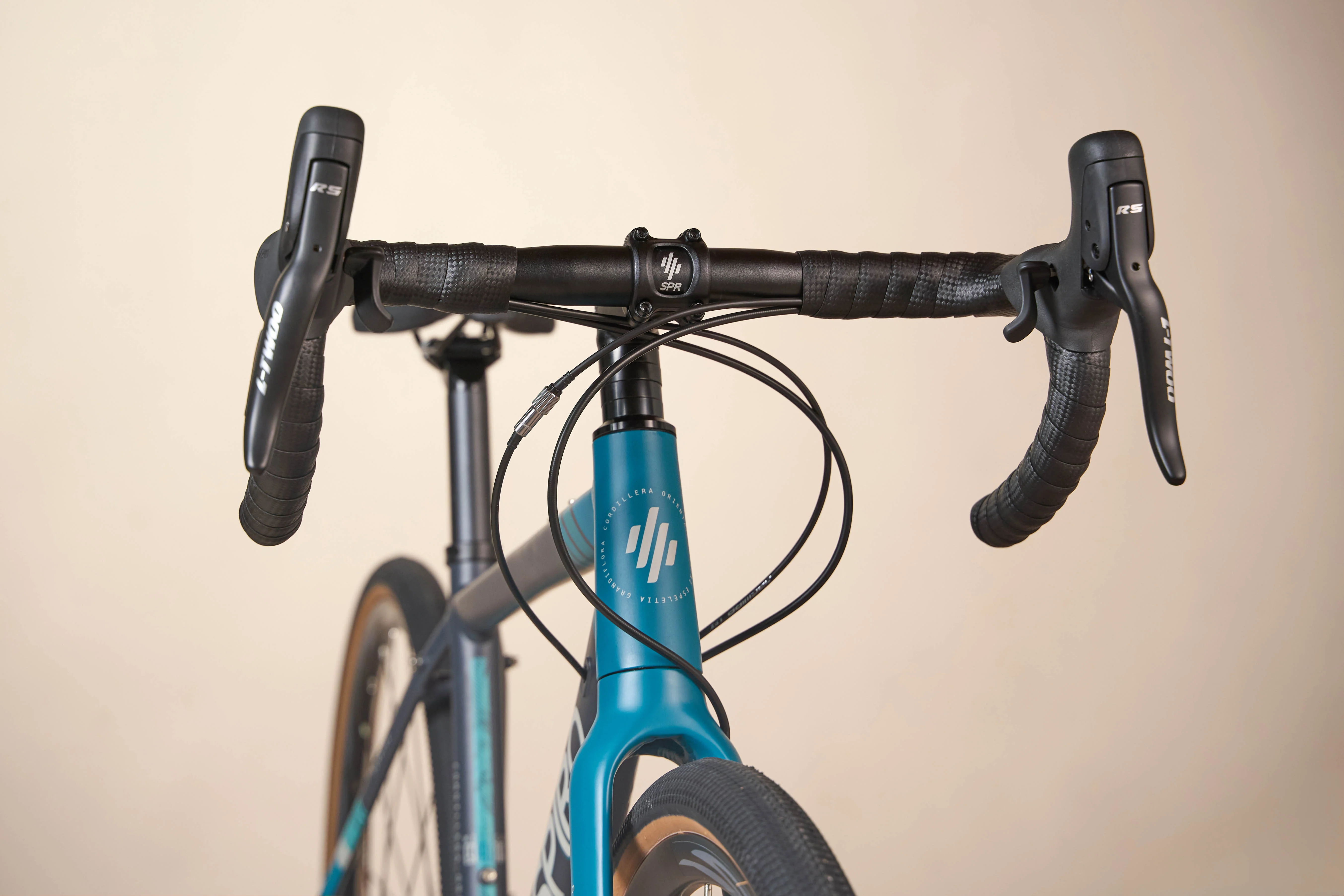 Bicicleta de gravel MÍTICA en aluminio 2x9 vel. - Image 7