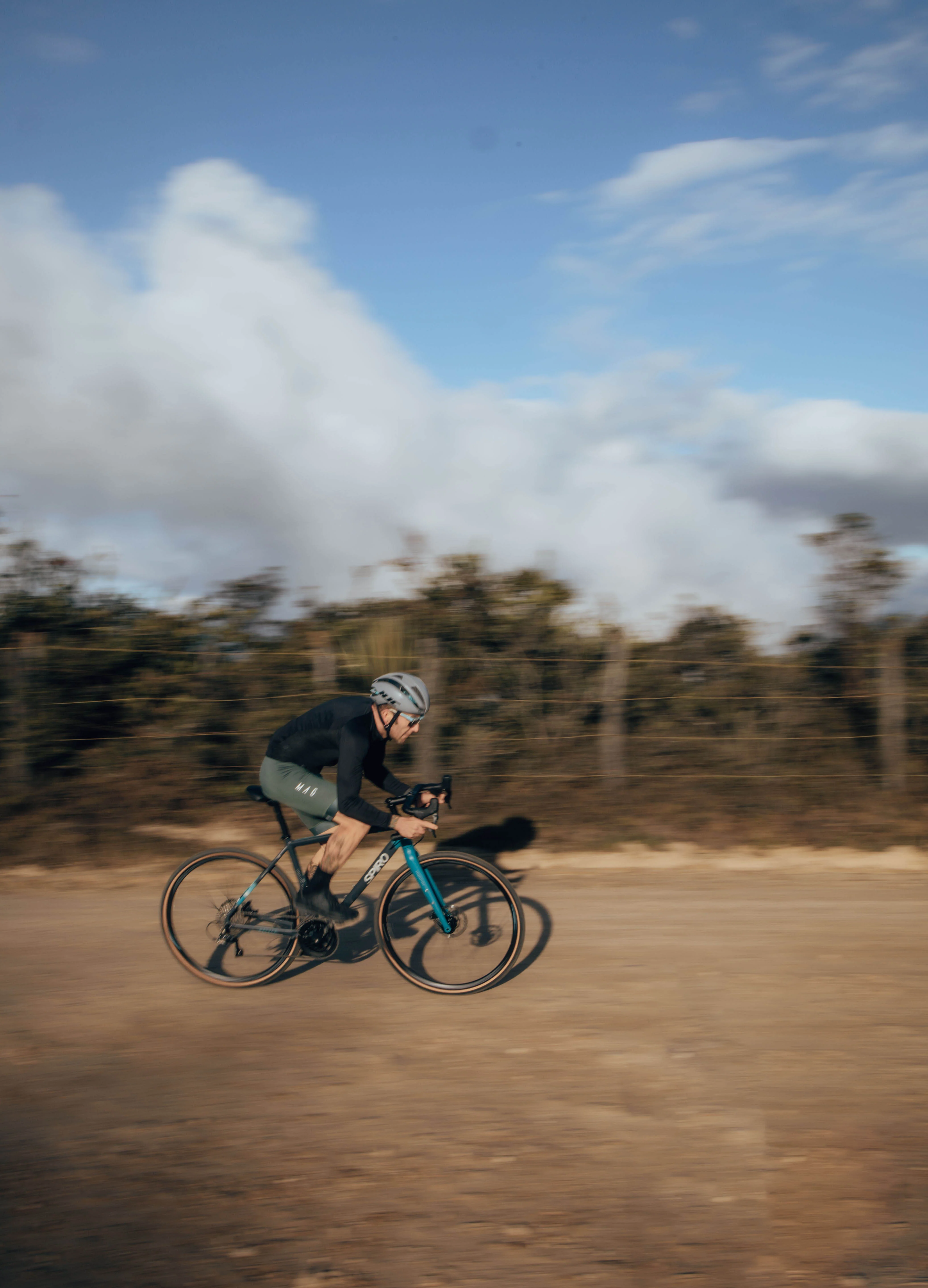 Bicicleta de gravel MÍTICA en aluminio 2x9 vel. - Image 8