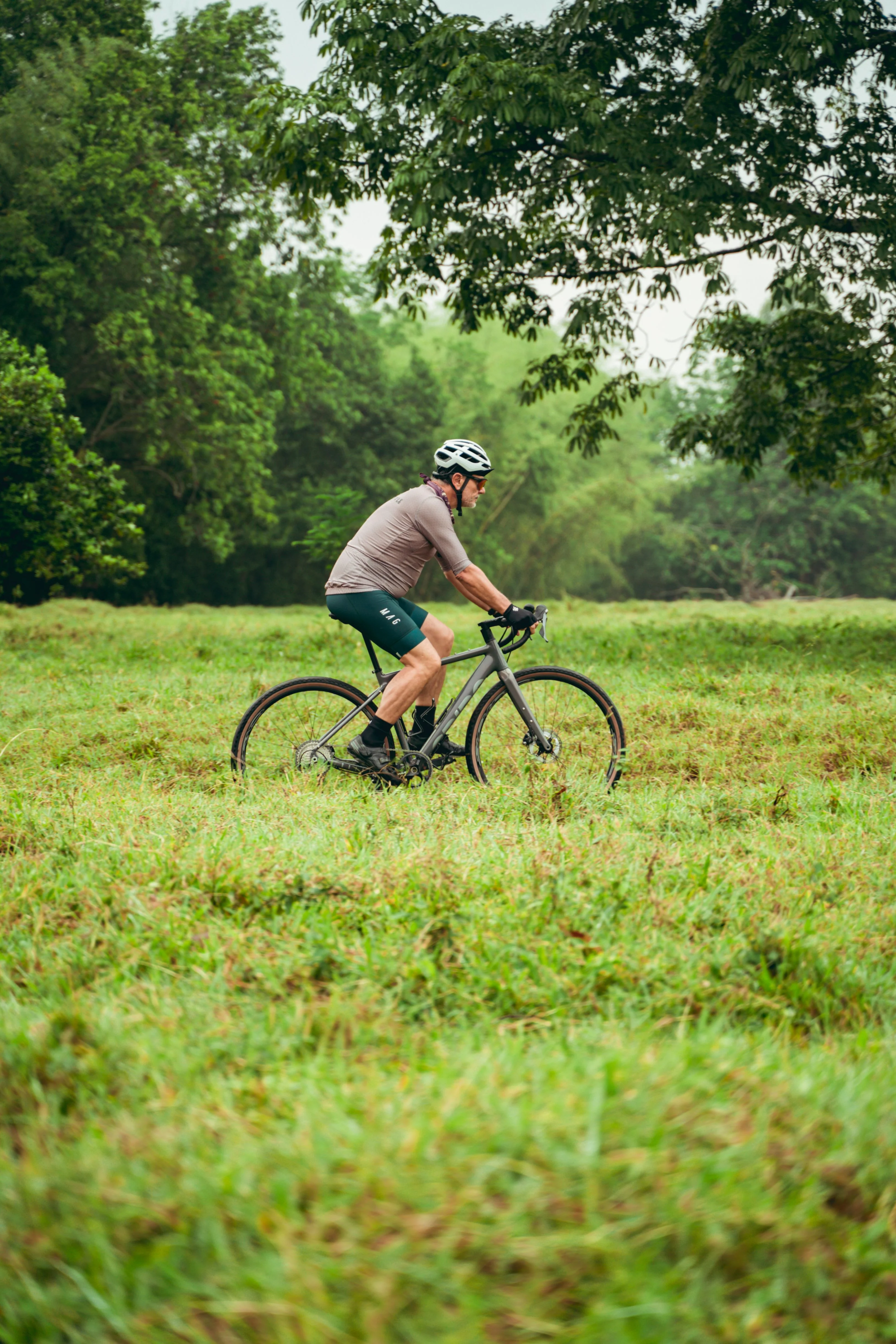 Bicicleta de gravel ORIGEN AL en aluminio con tenedor en carbono y grupo LTWOO GRT de 1x12 velocidades - Image 12