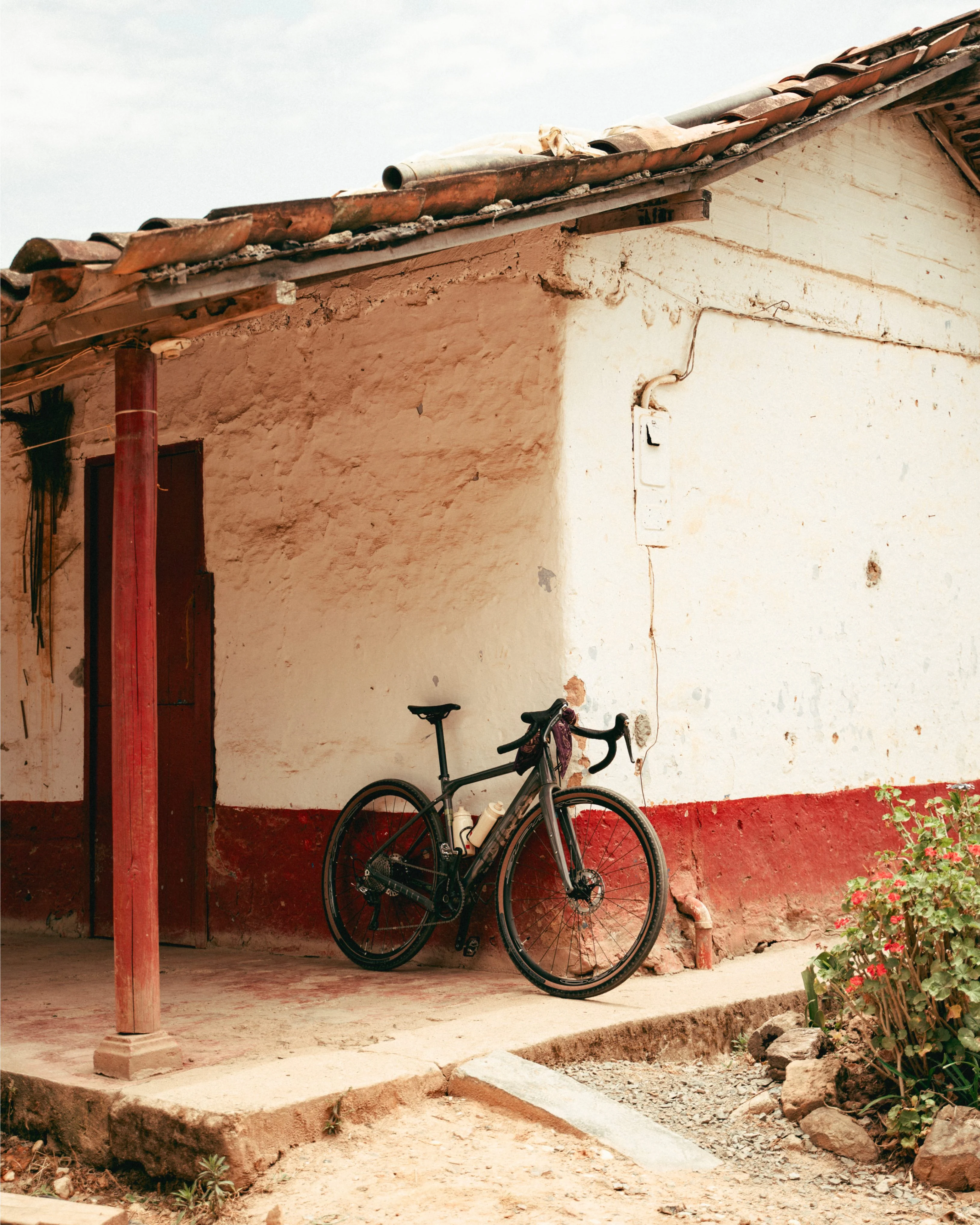 Bicicleta de gravel ORIGEN AL en aluminio con tenedor en carbono y grupo LTWOO GRT de 1x12 velocidades - Image 19