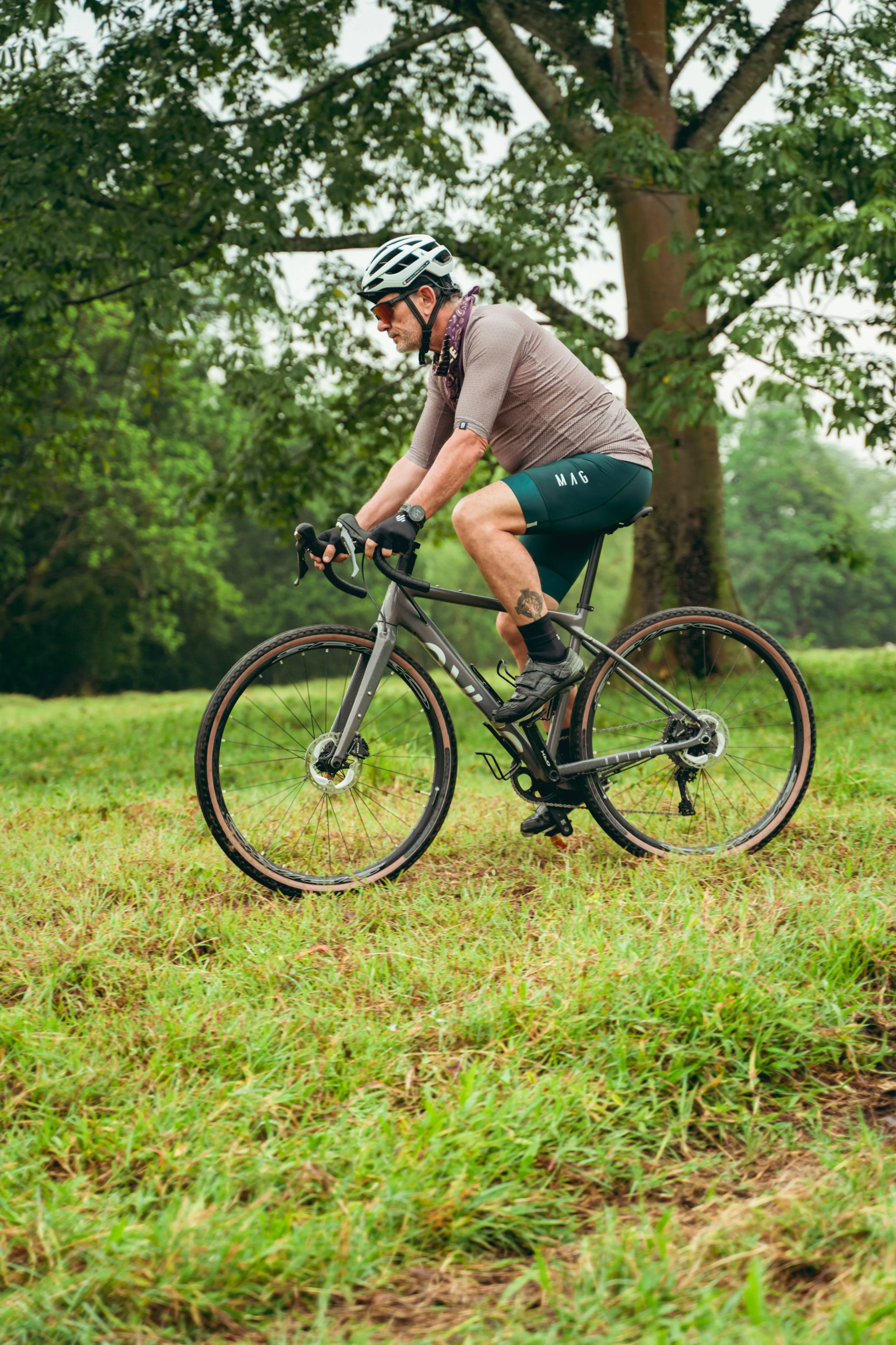 Bicicleta de gravel ORIGEN AL en aluminio con tenedor en carbono y grupo LTWOO GRT de 1x12 velocidades - Image 6