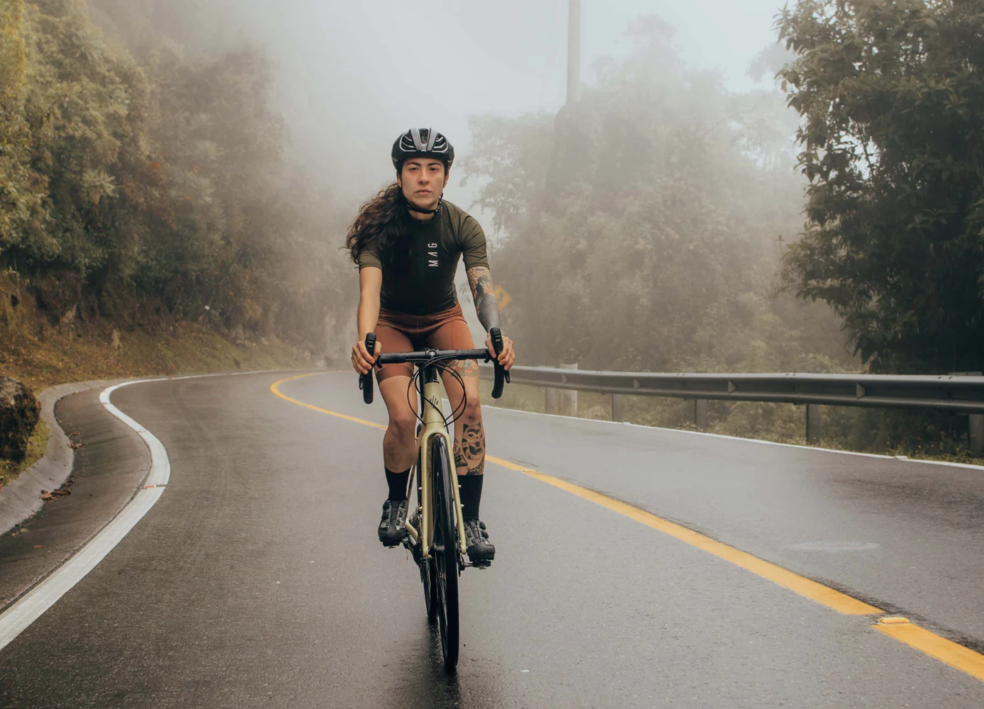 Bicicleta de ruta MÍTICA en aluminio 2x9 vel. - Image 7