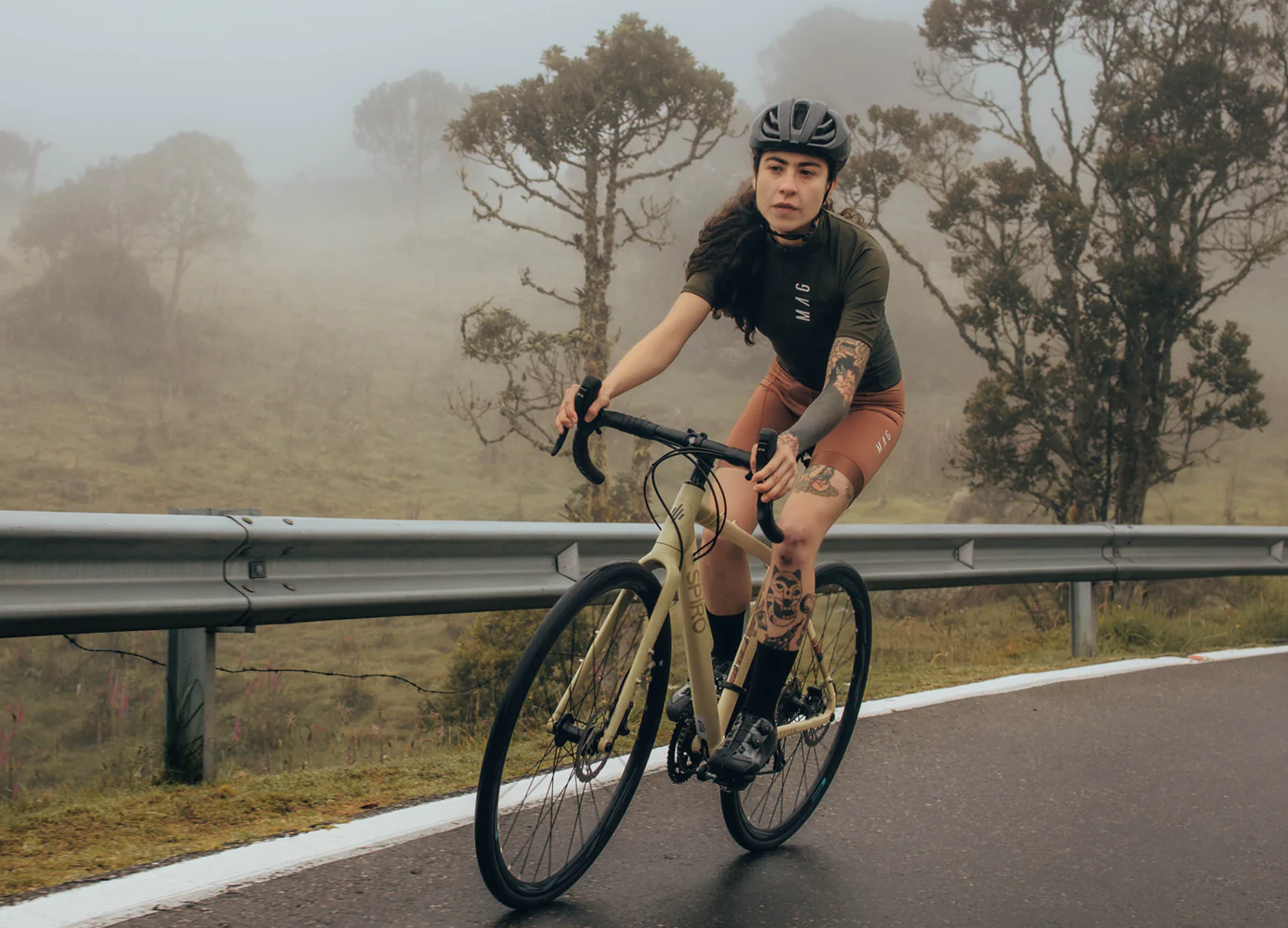 Bicicleta de ruta MÍTICA en aluminio 2x9 vel. - Image 9