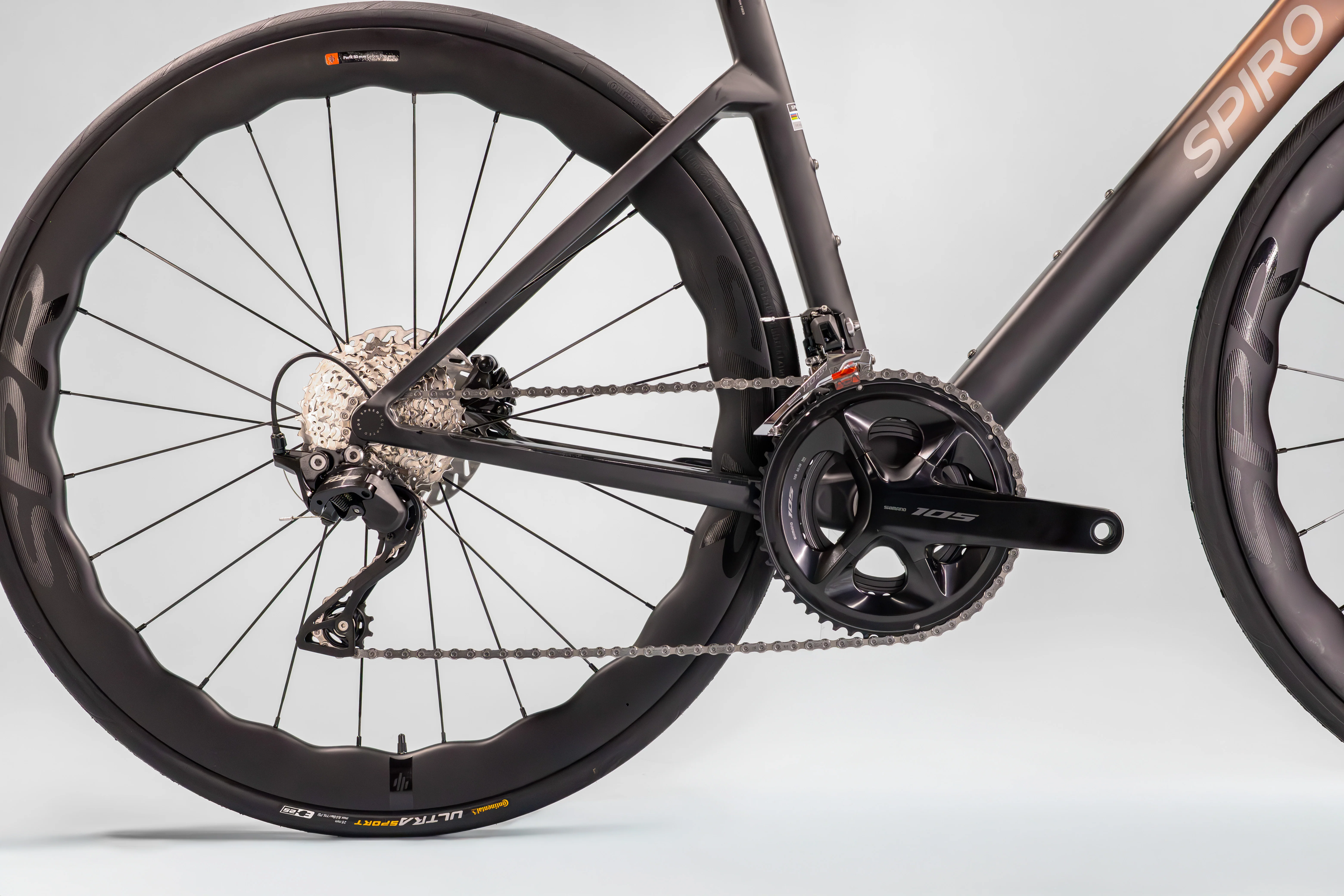 Bicicleta de ruta LEGEND SL en carbono Shimano 105 - Image 6