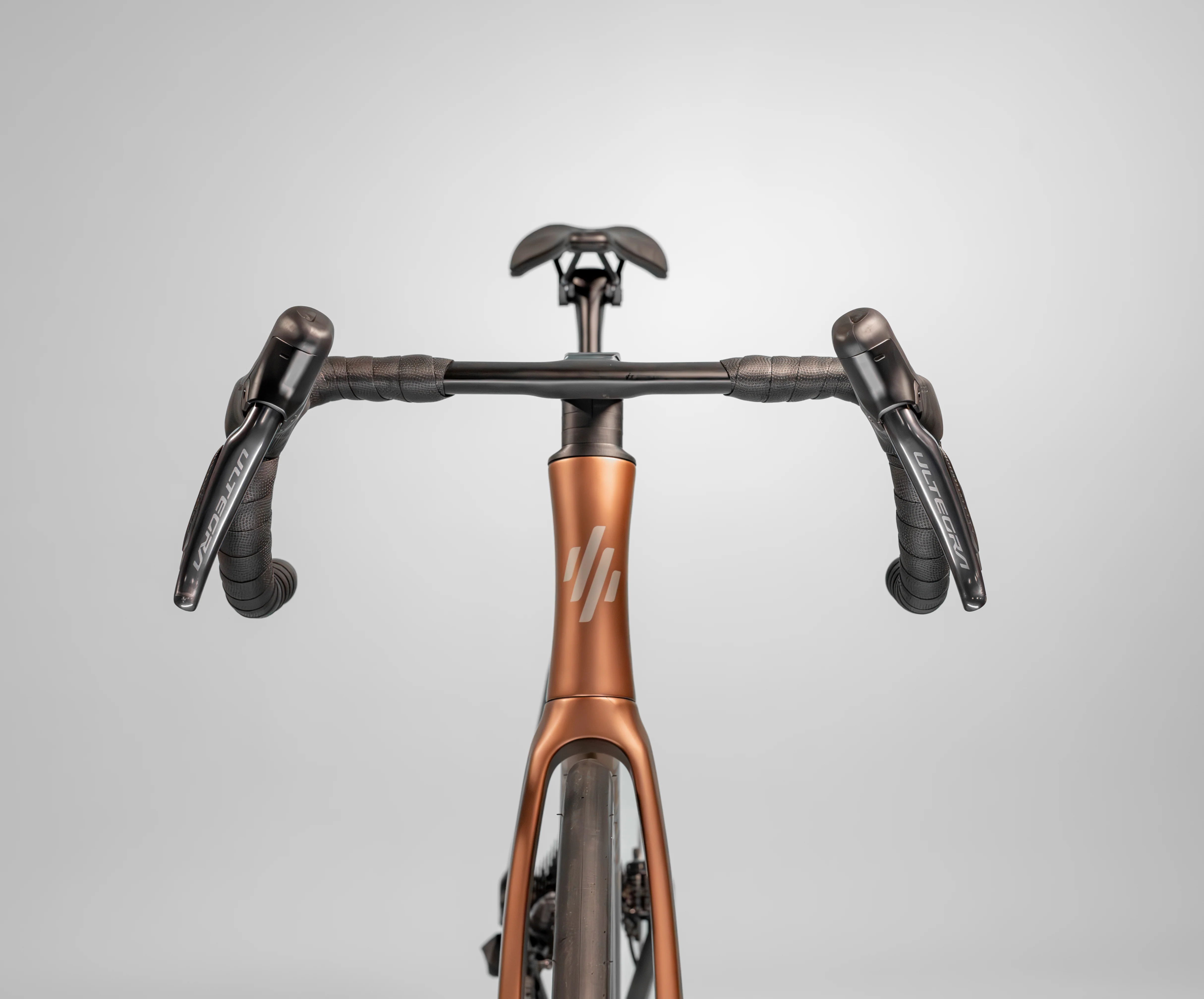 Bicicleta de ruta LEGEND SL en carbono Shimano Ultegra DI2 - Image 12