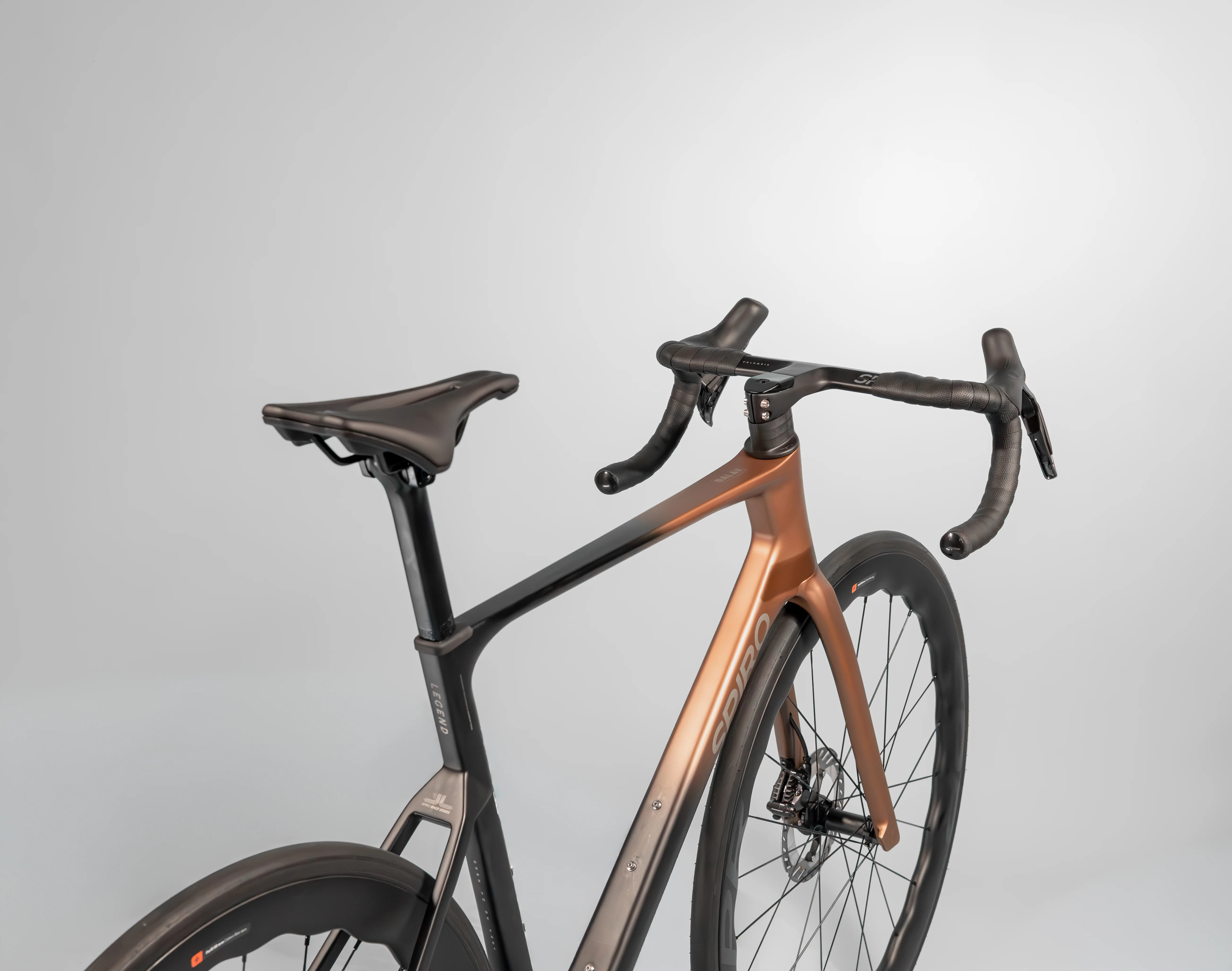 Bicicleta de ruta LEGEND SL en carbono Shimano Ultegra DI2 - Image 14