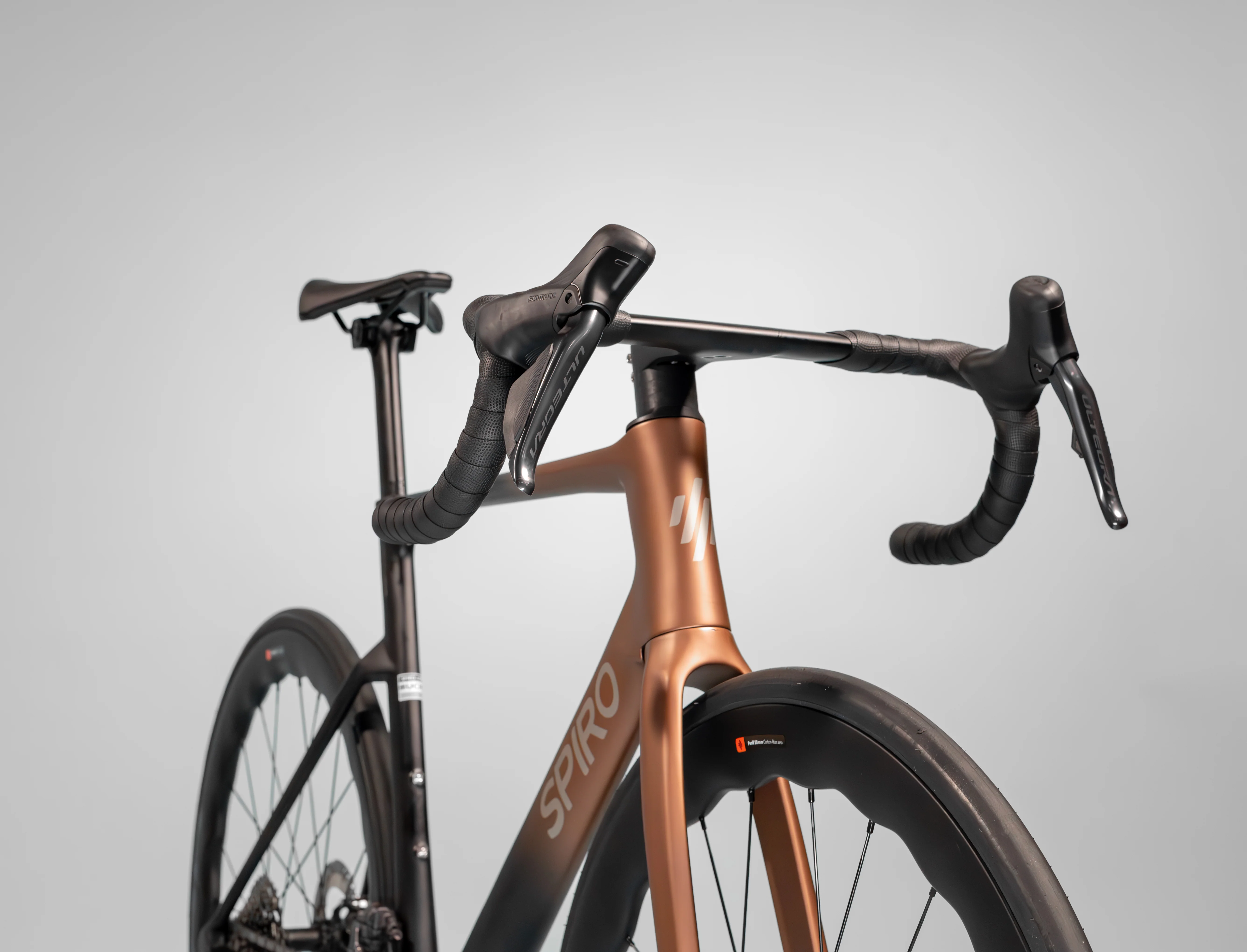 Bicicleta de ruta LEGEND SL en carbono Shimano Ultegra DI2 - Image 16