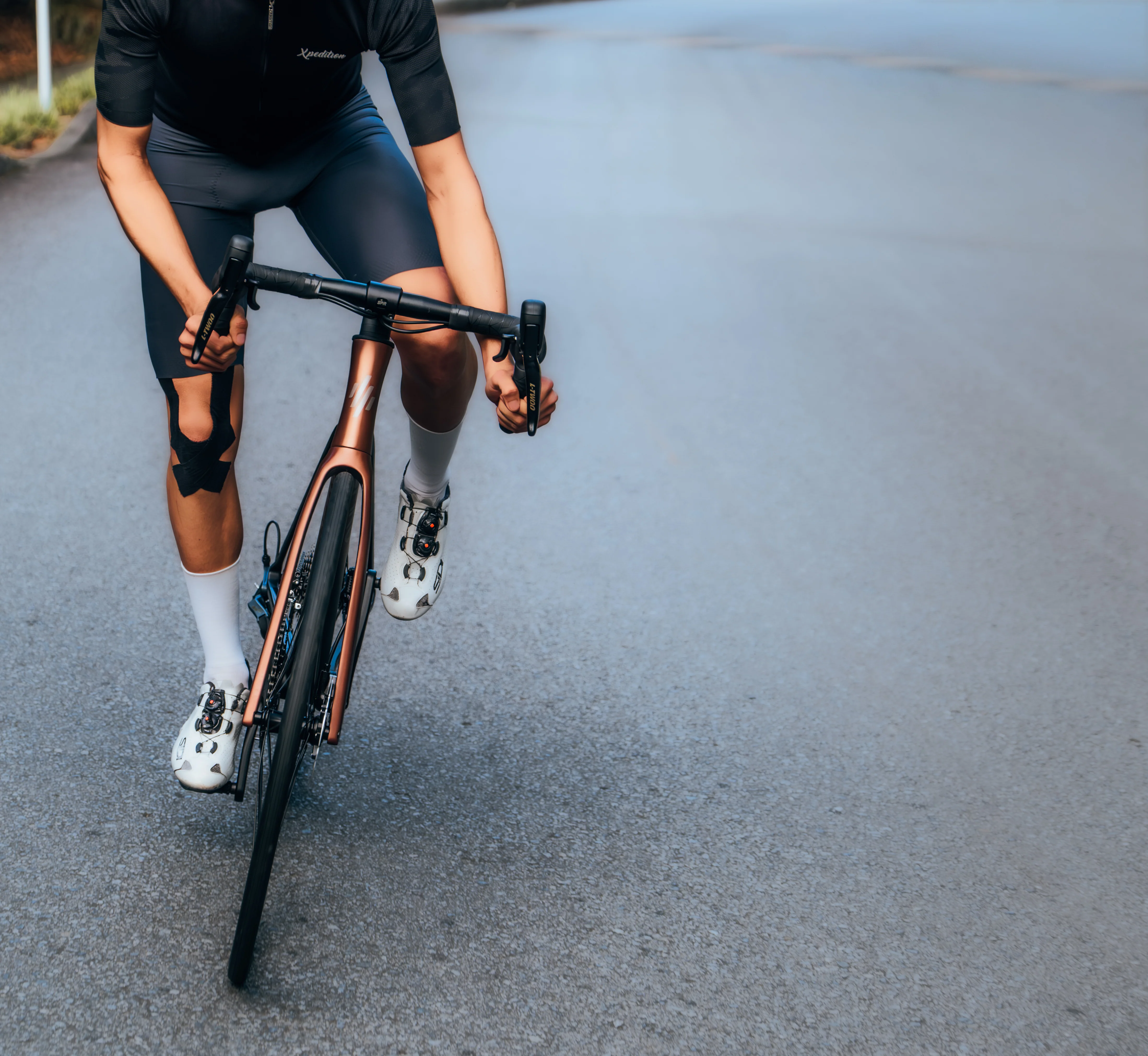 Bicicleta de ruta LEGEND SL en carbono Shimano Ultegra DI2 - Image 21