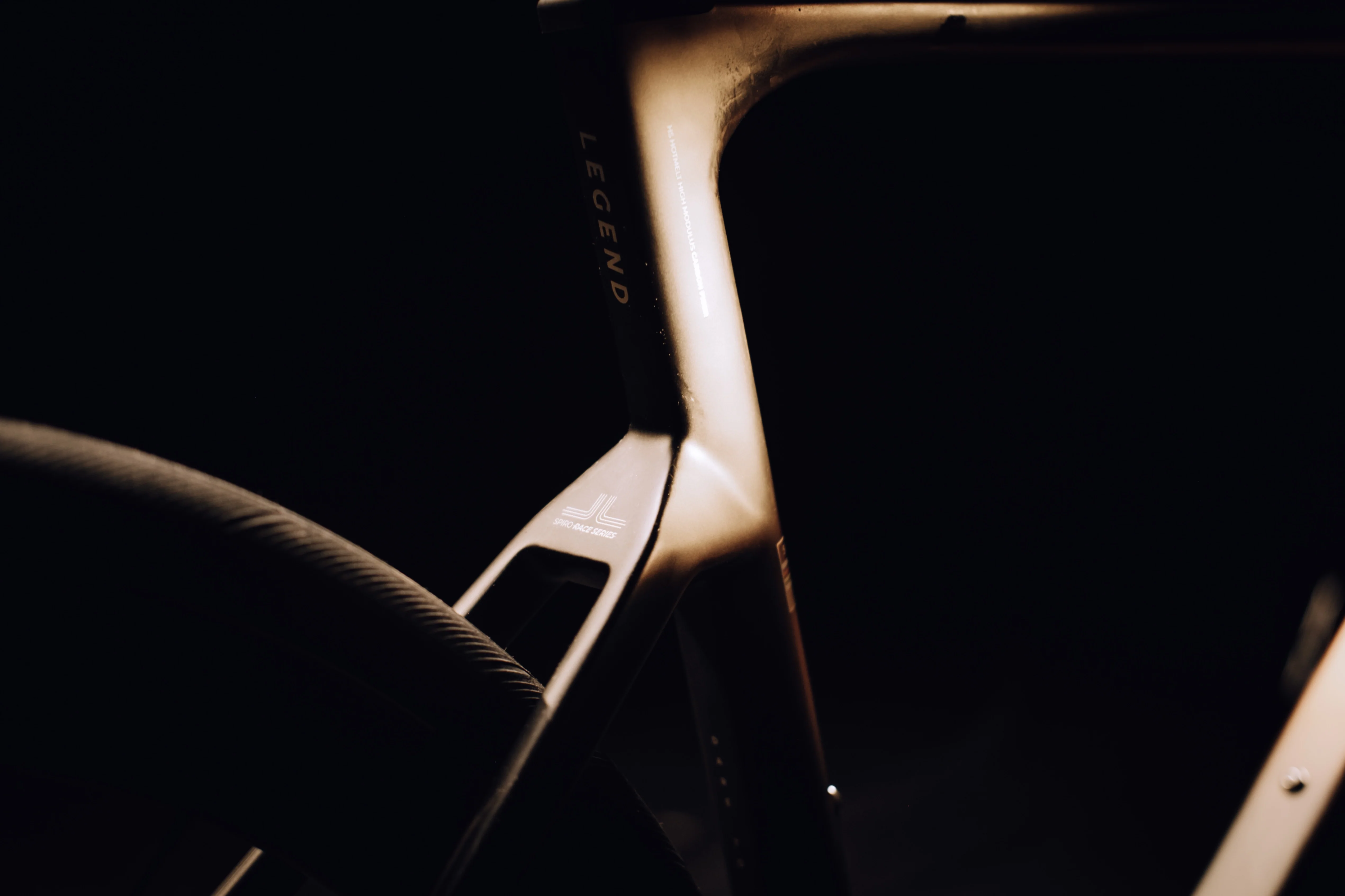 Bicicleta de ruta LEGEND SL en carbono Shimano Ultegra DI2 - Image 27