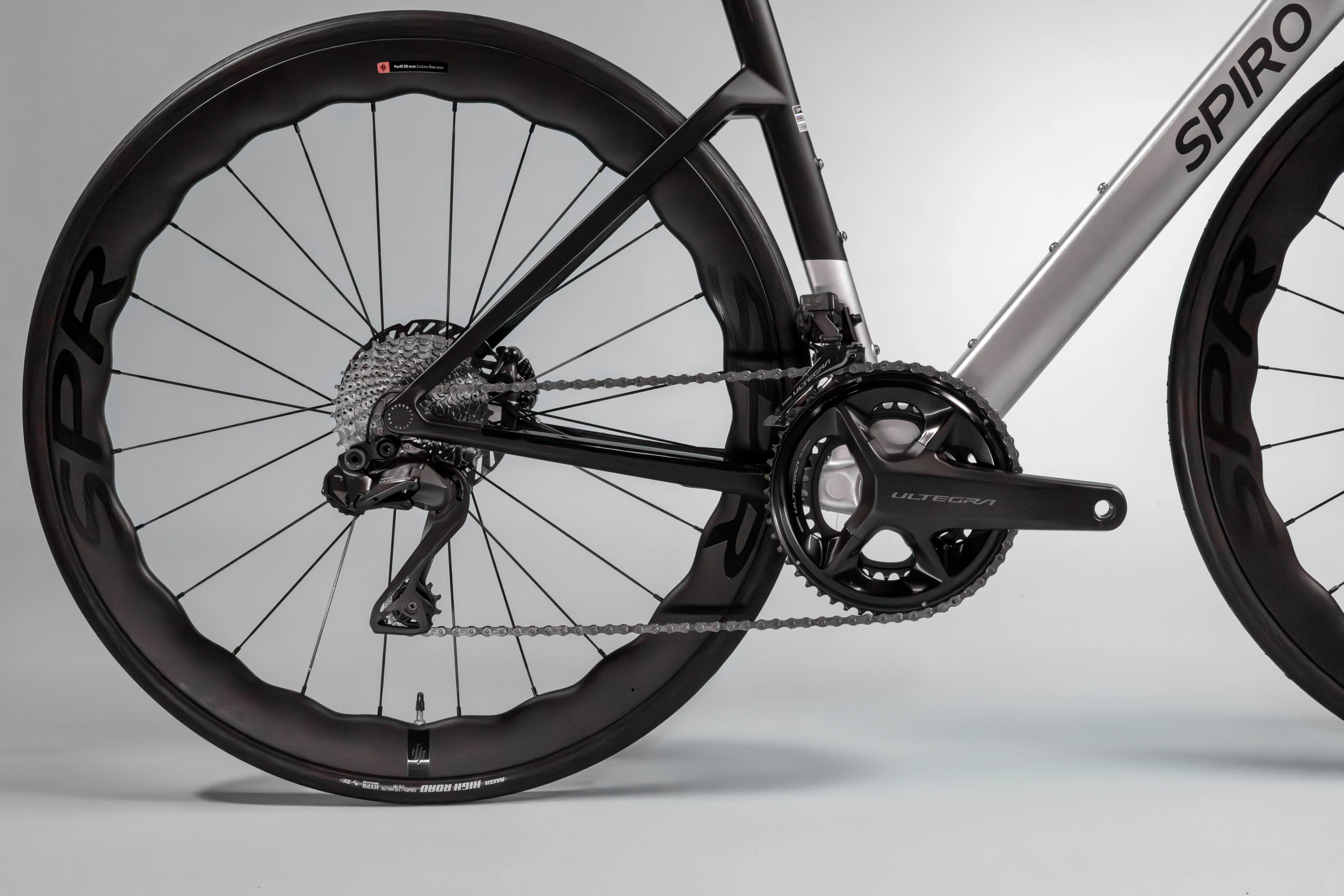 Bicicleta de ruta LEGEND SL en carbono Ultegra DI2 - Image 8